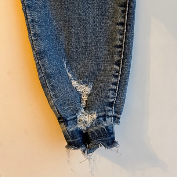 Pistola jeans retails for 150 size 28 has stretch - Picture 4 of 8